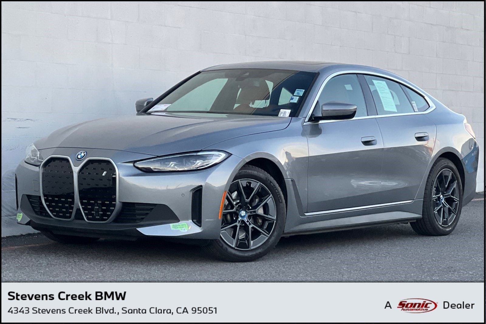 2023 BMW i4 40's photo