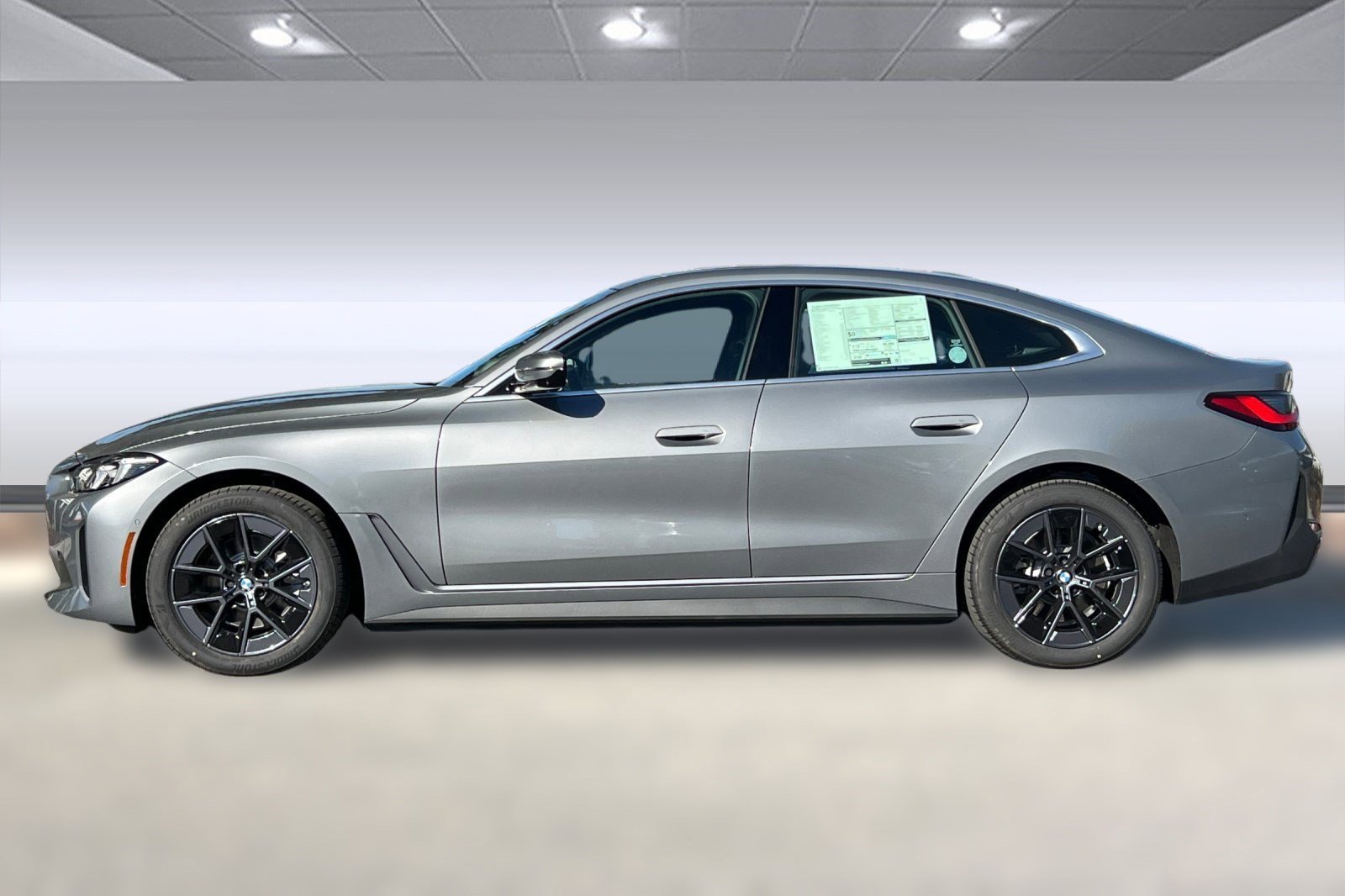 2025 Bmw i4 eDrive40 photo 2