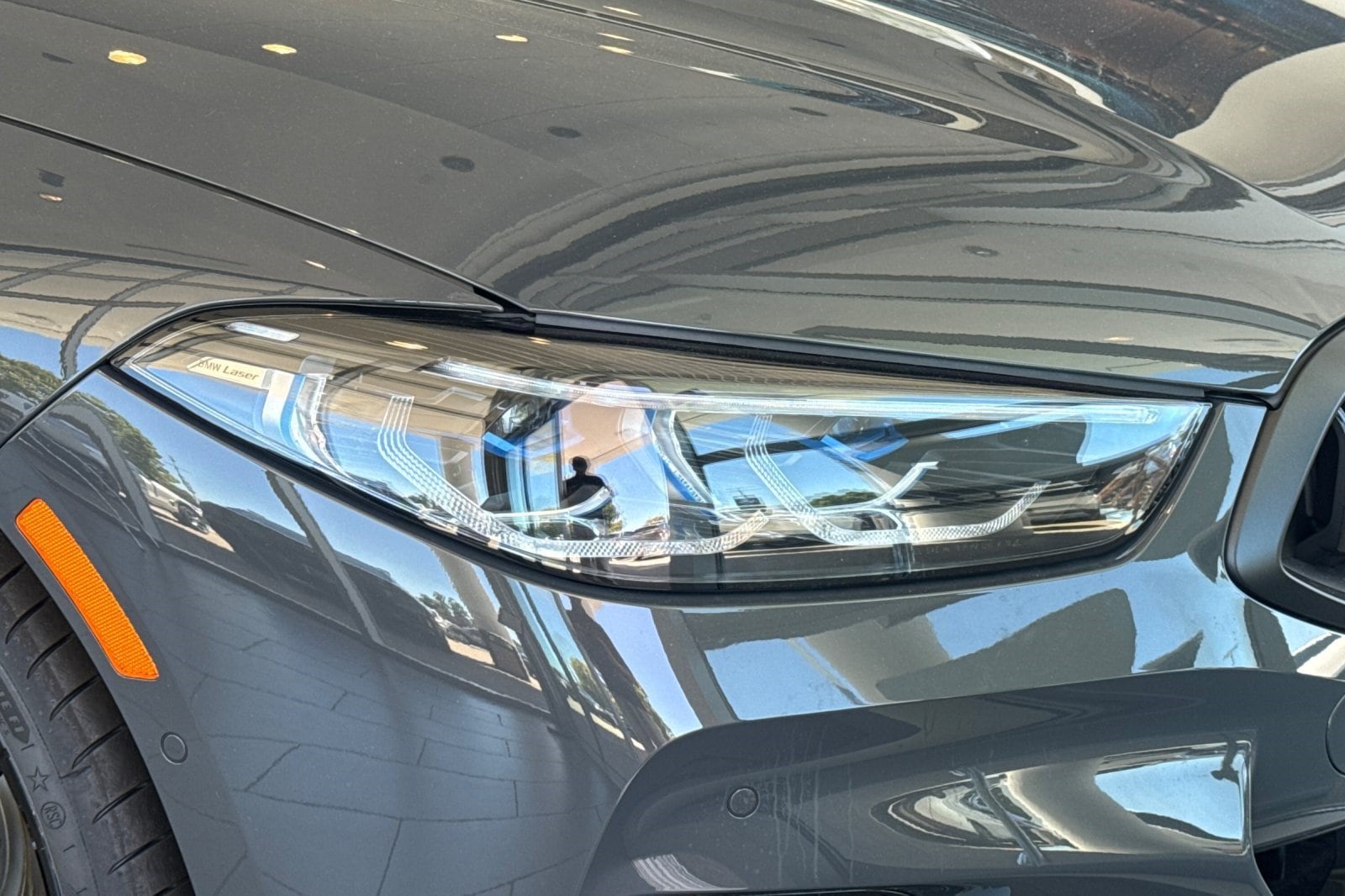 2026 BMW 8 Series 840i - Photo 9