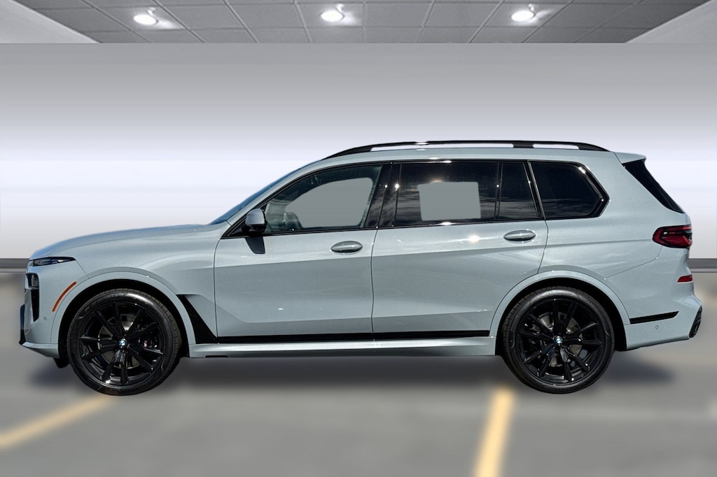 New 2026 BMW X7 xDrive40i SUV