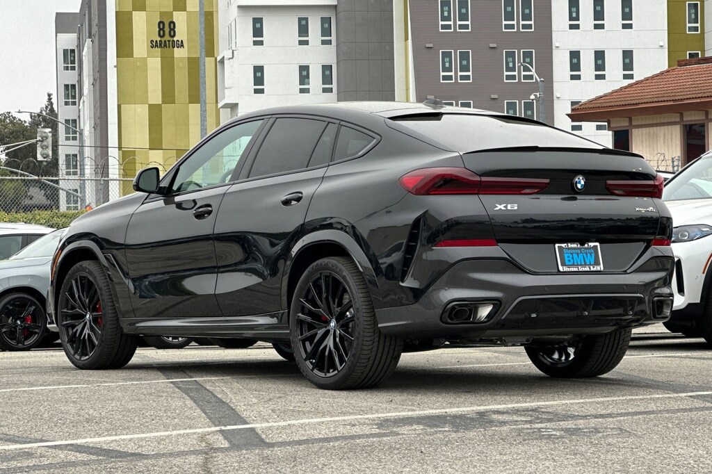 New 2026 BMW X6 xDrive40i SUV