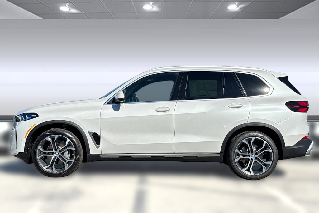 New 2026 BMW X5 xDrive40i SUV