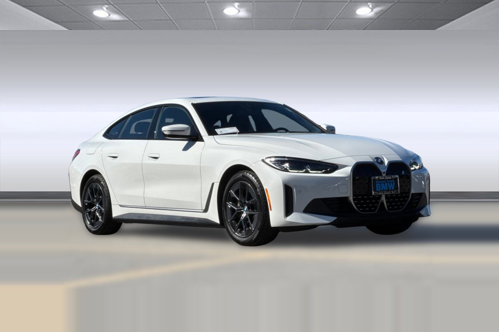 2023 BMW i4 eDrive35 photo 5