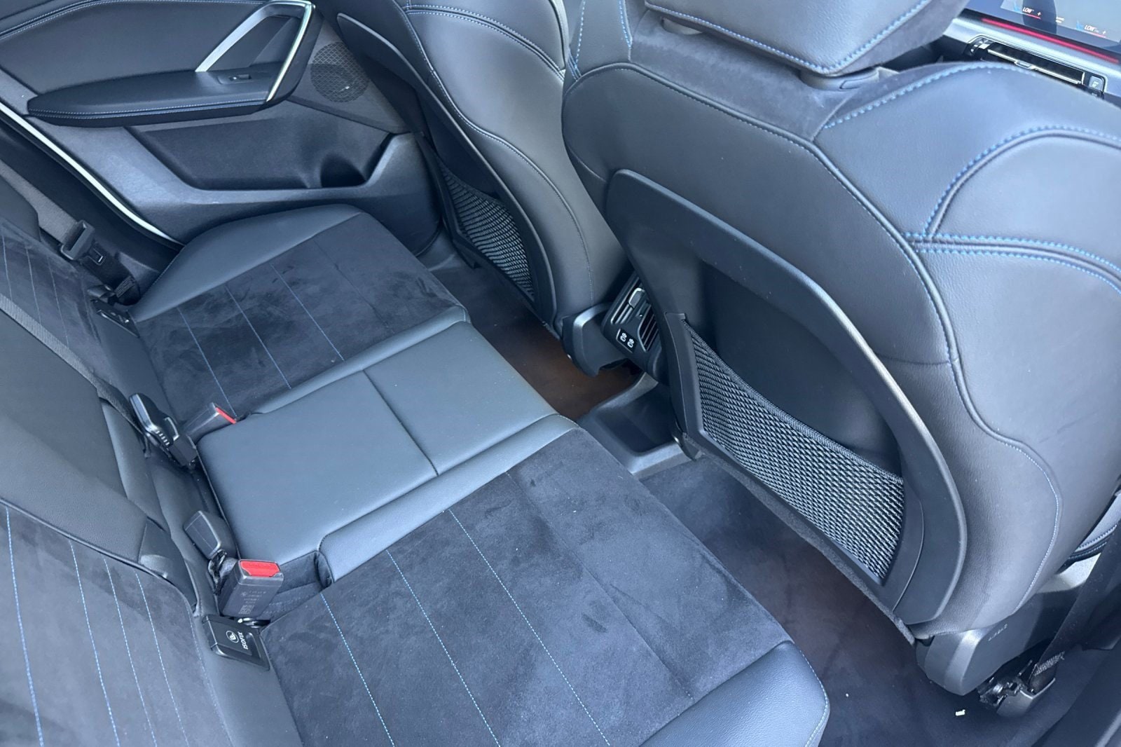 2023 BMW X1 28i - Photo 31