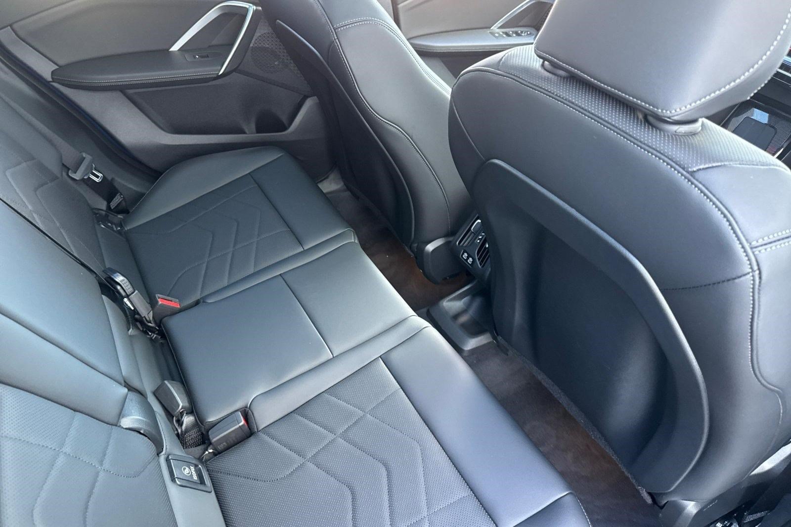 2025 BMW X1 28i - Photo 30