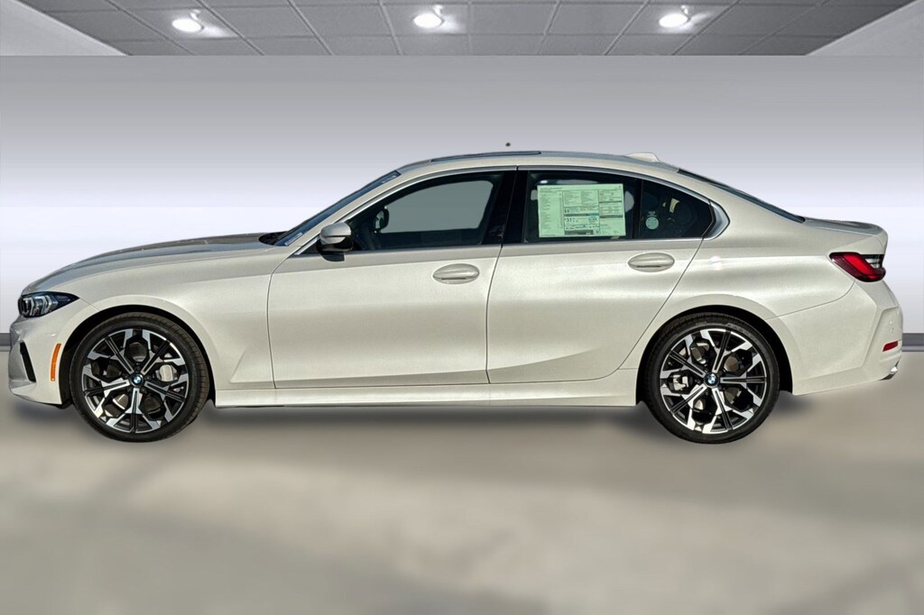 New 2026 BMW 330i NA Sedan