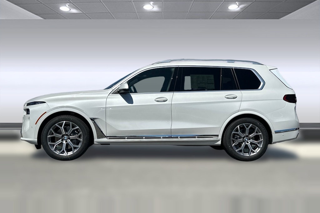 New 2027 BMW X7 xDrive40i SUV