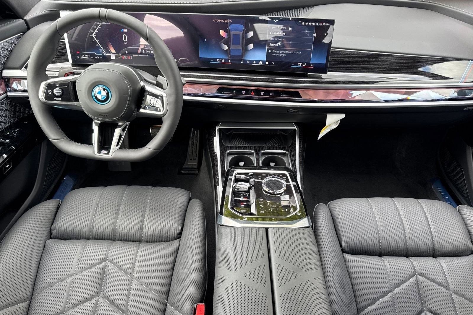 2026 BMW 7 Series 750e - Photo 16