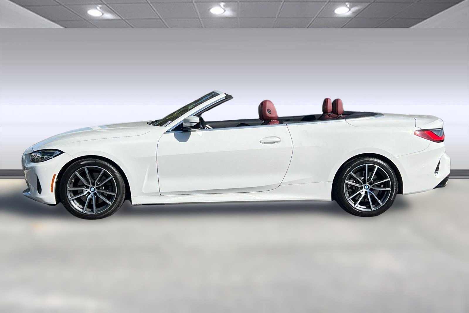 2024 Bmw 430i Convertible photo 2