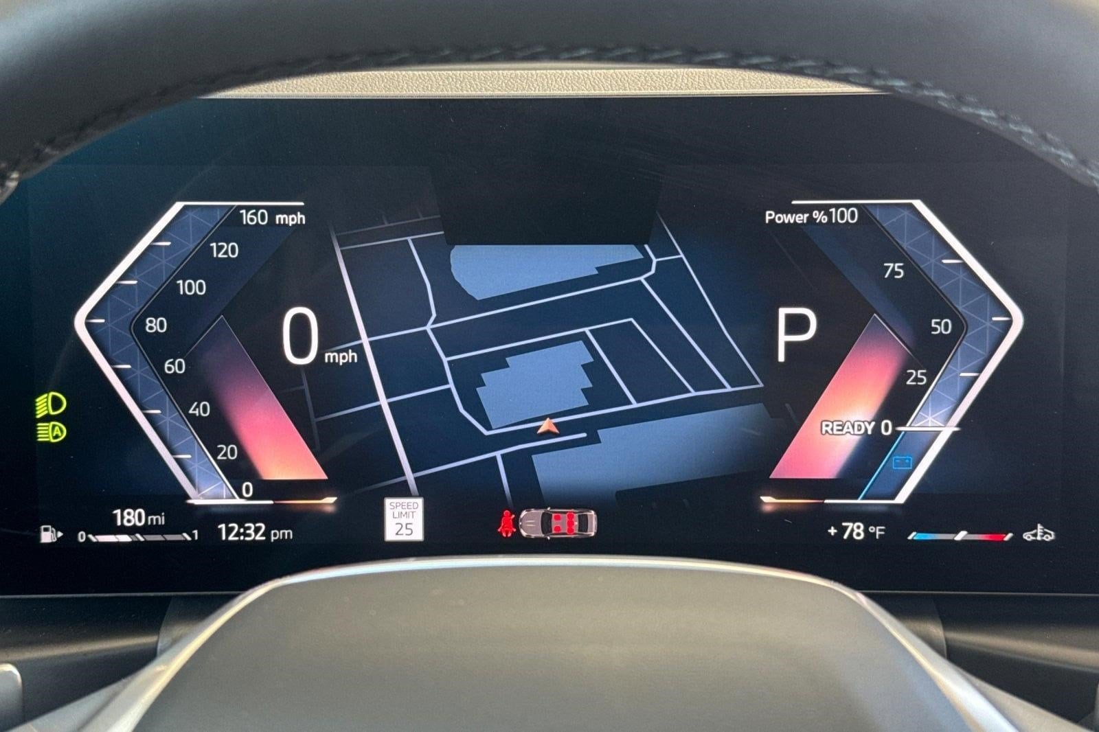 2025 BMW 3 Series 330i - Photo 19