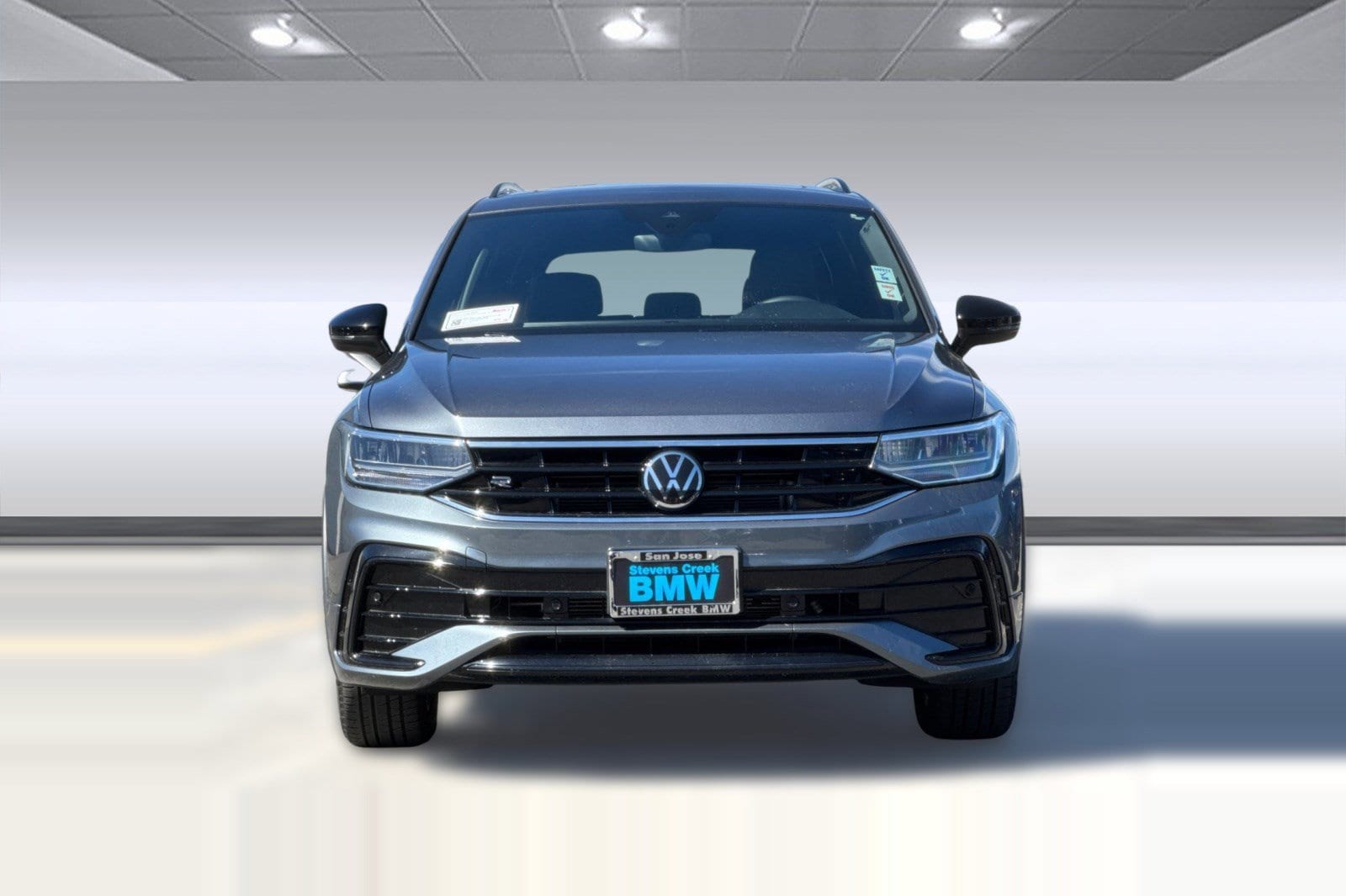 2022 Volkswagen Tiguan 2.0T SE R-Line Black photo 4