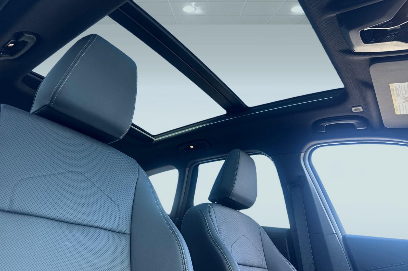 2025 BMW X1 28i - Photo 14