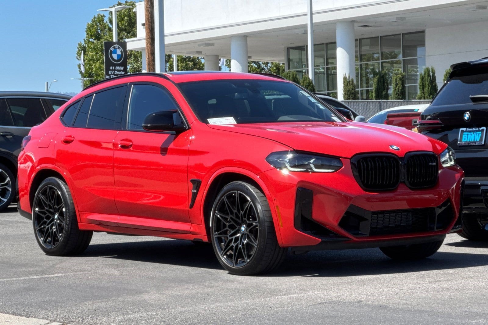 X4 M SUV
