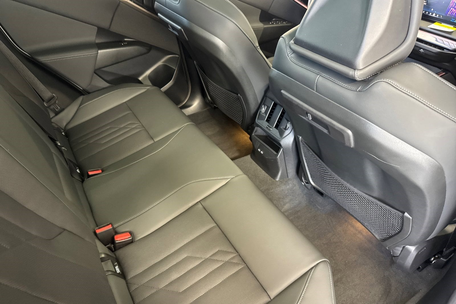 2025 BMW X3 30 - Photo 30
