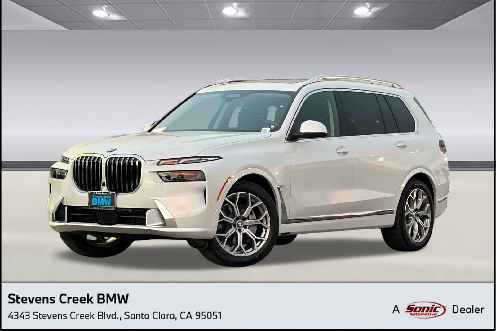 2026 BMW X7 40i's photo