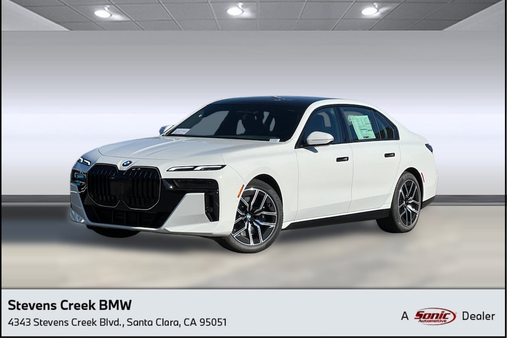 New 2025 BMW 740i Sedan