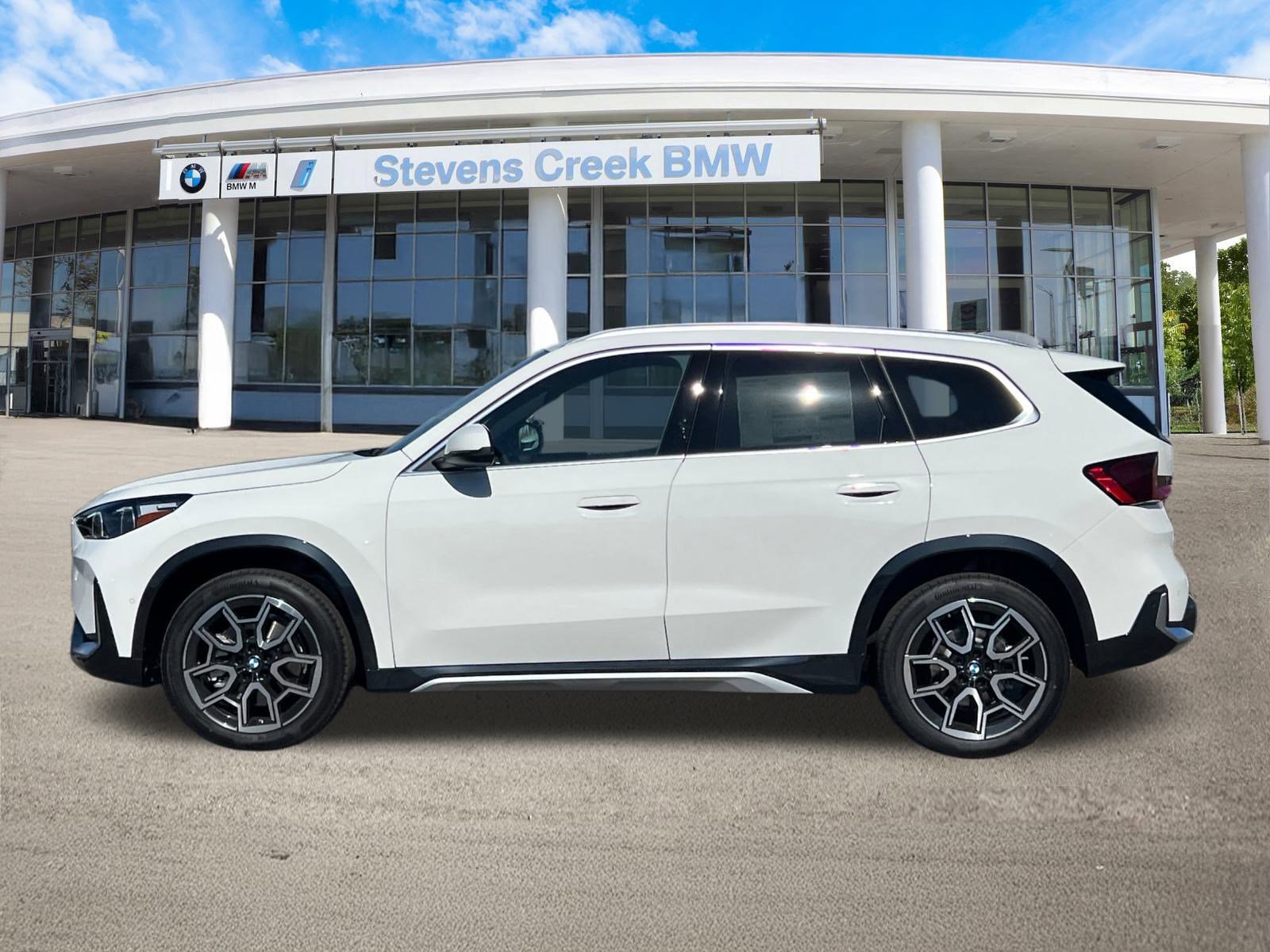 2025 Bmw X1 XDrive28i photo 2