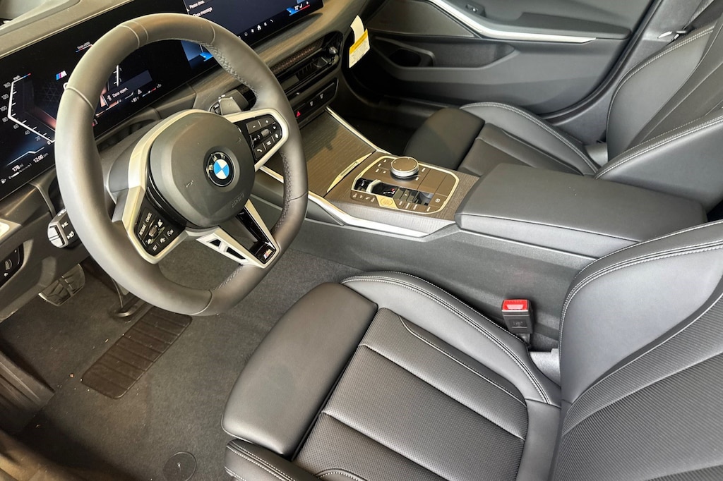 New 2026 BMW 330i Sedan