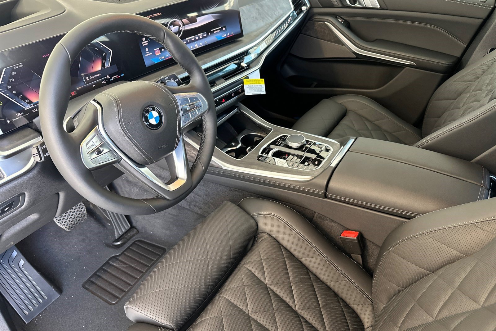 New 2027 BMW X7 xDrive40i SUV