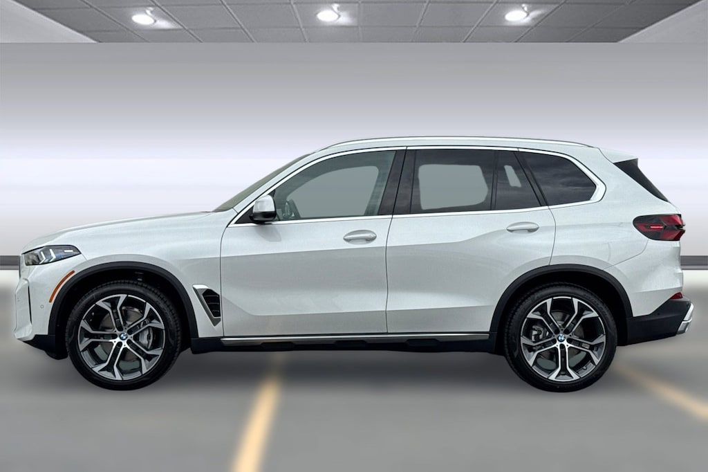 New 2026 BMW X5 xDrive40i SUV