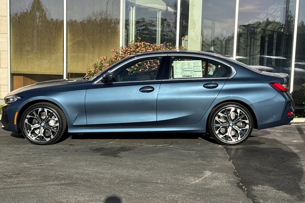 New 2026 BMW 330i Sedan