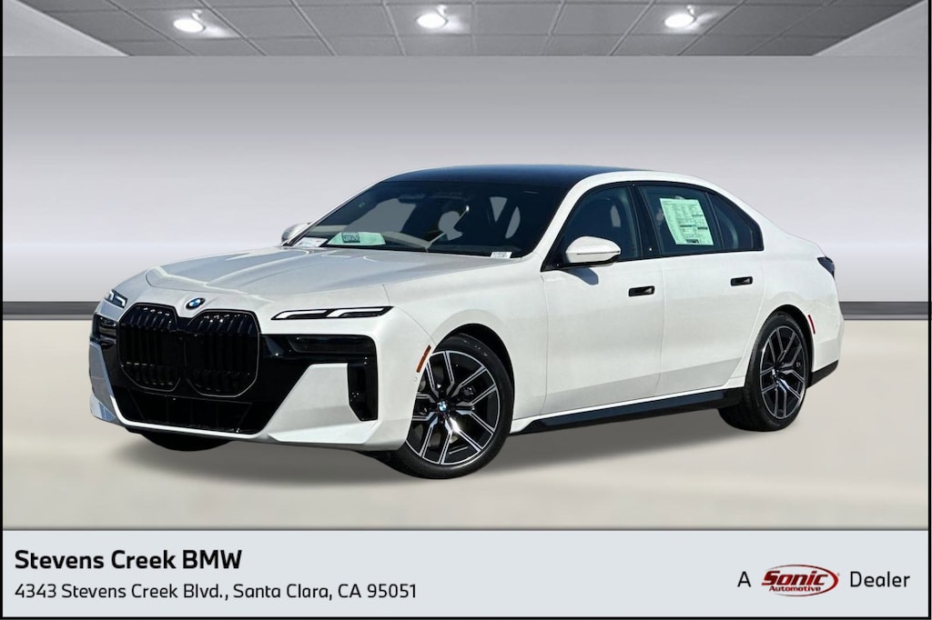 New 2025 BMW 740i Sedan