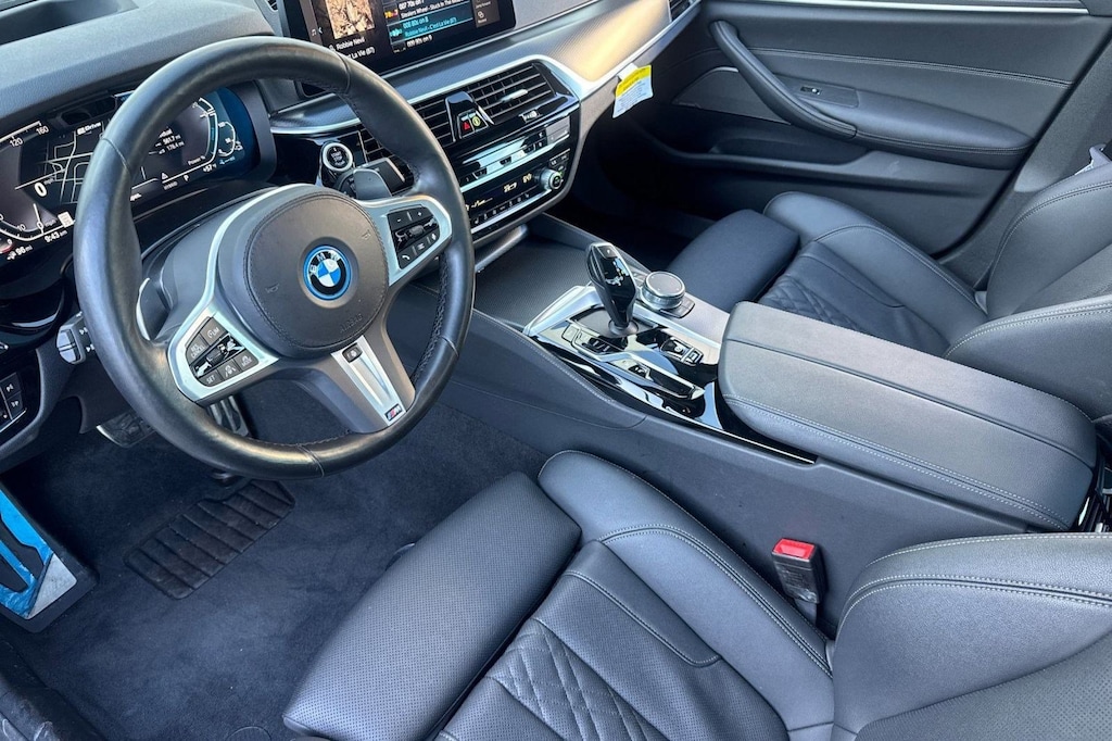 Used 2023 BMW 530e Sedan