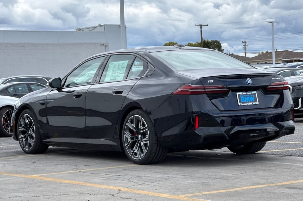 New 2026 BMW i5 eDrive40 Sedan
