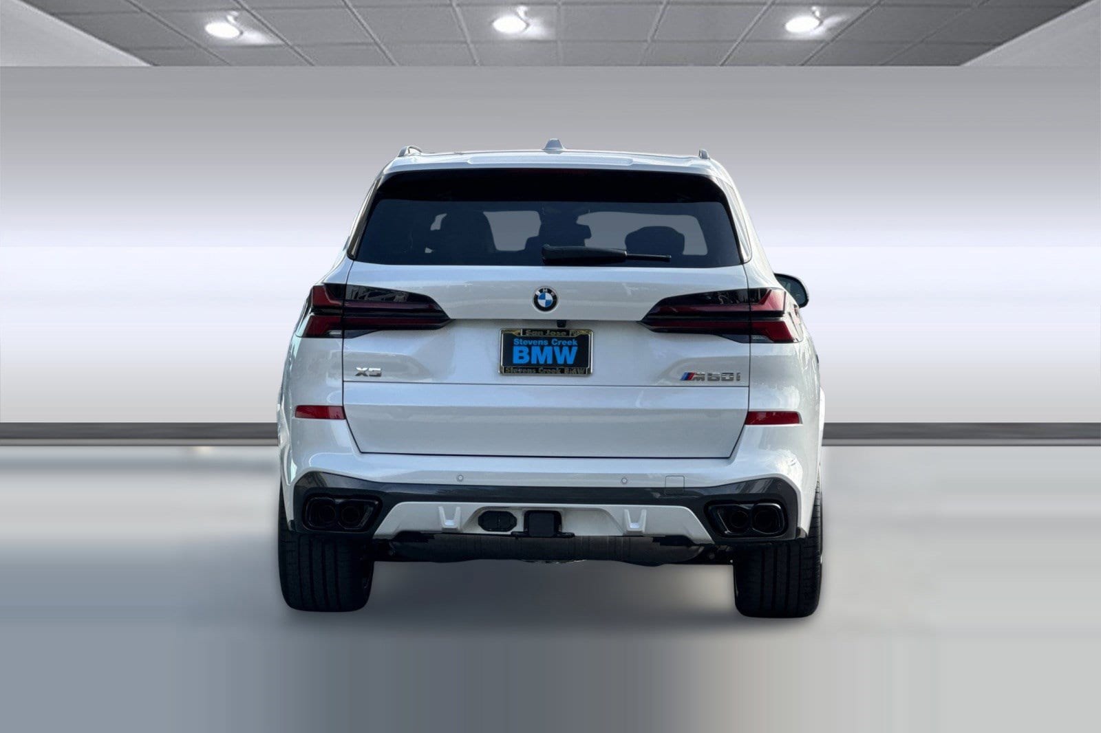 2026 BMW X5 M60i - Photo 9