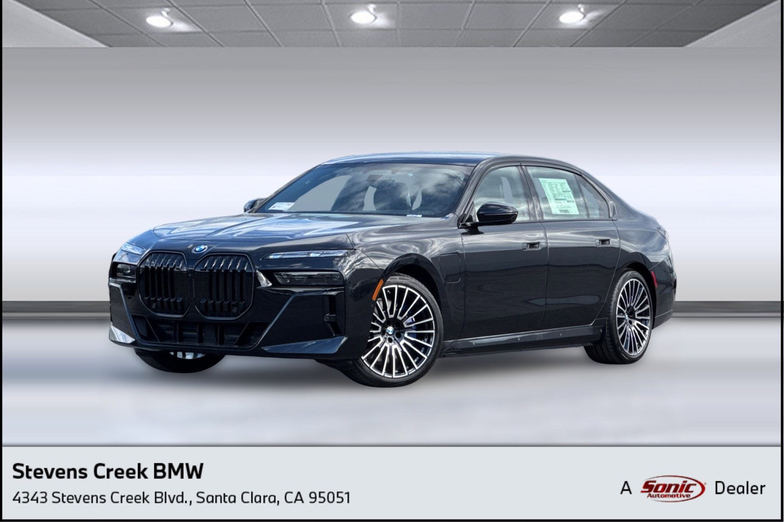 2026 BMW 7 Series 750e's photo