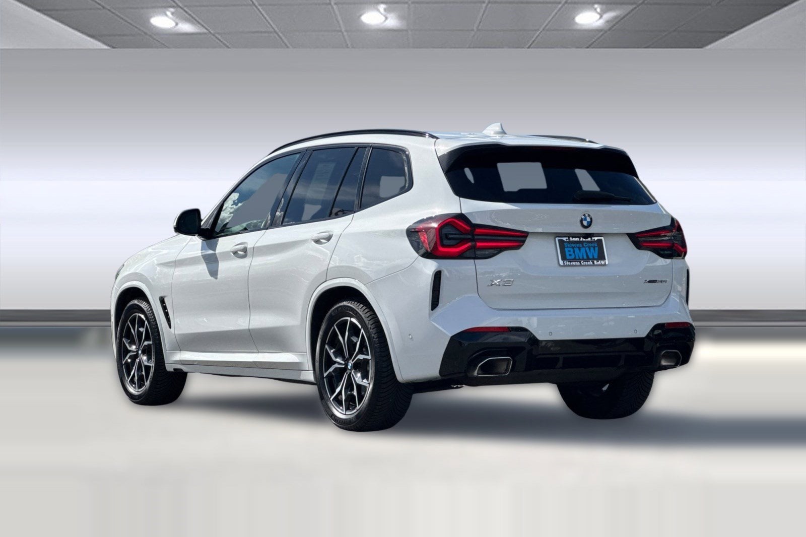 2023 BMW X3 xDrive30i photo 2