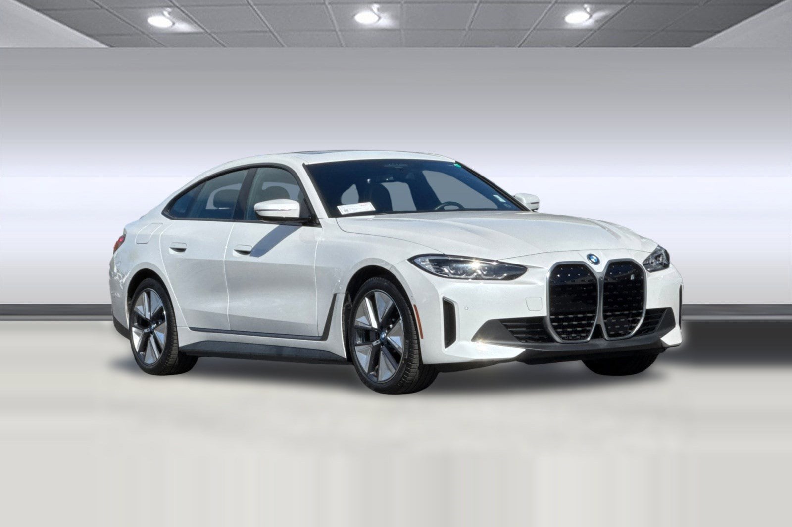 2023 BMW i4 eDrive35 photo 5