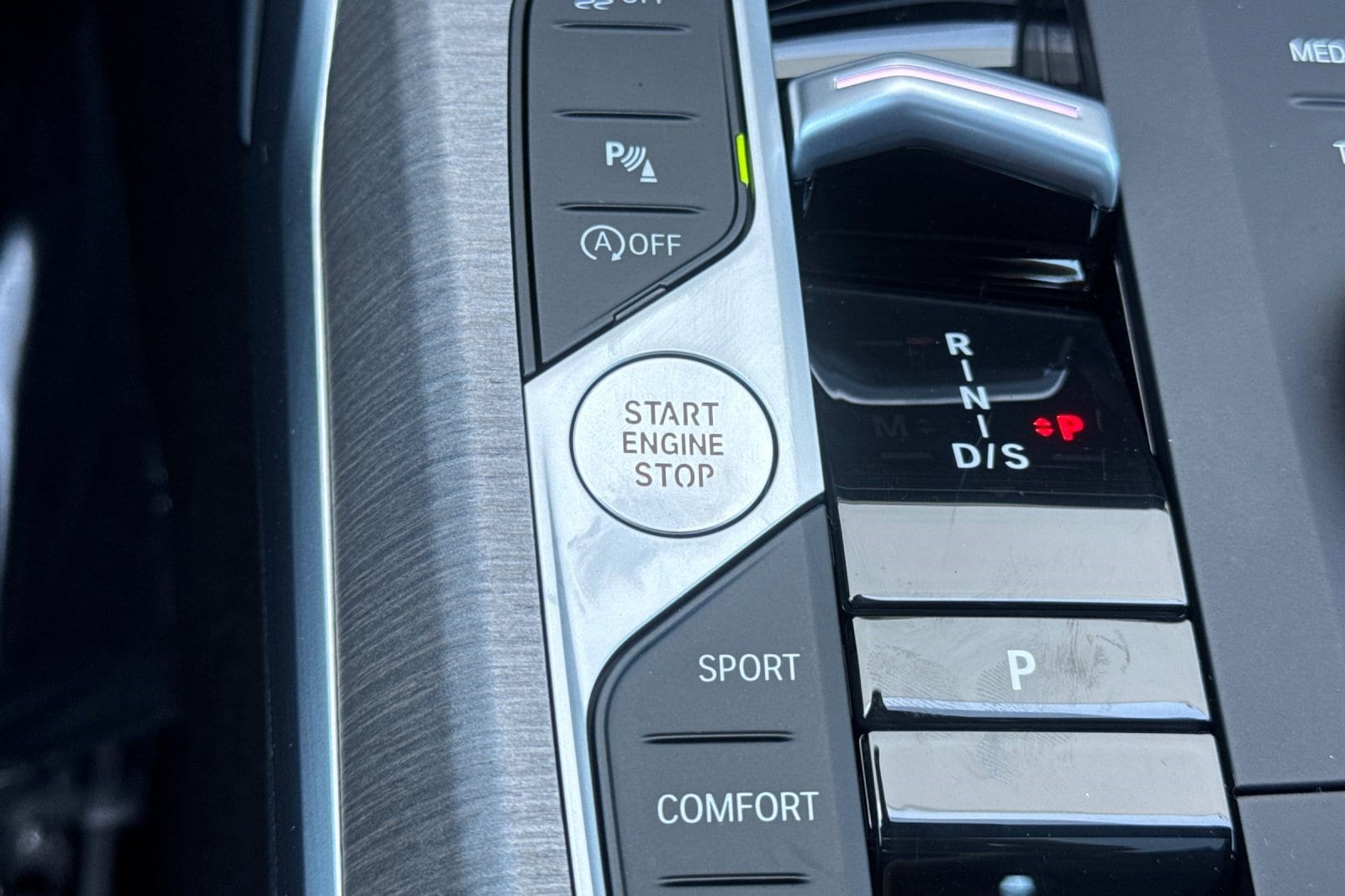 2025 BMW 3 Series 330i - Photo 33