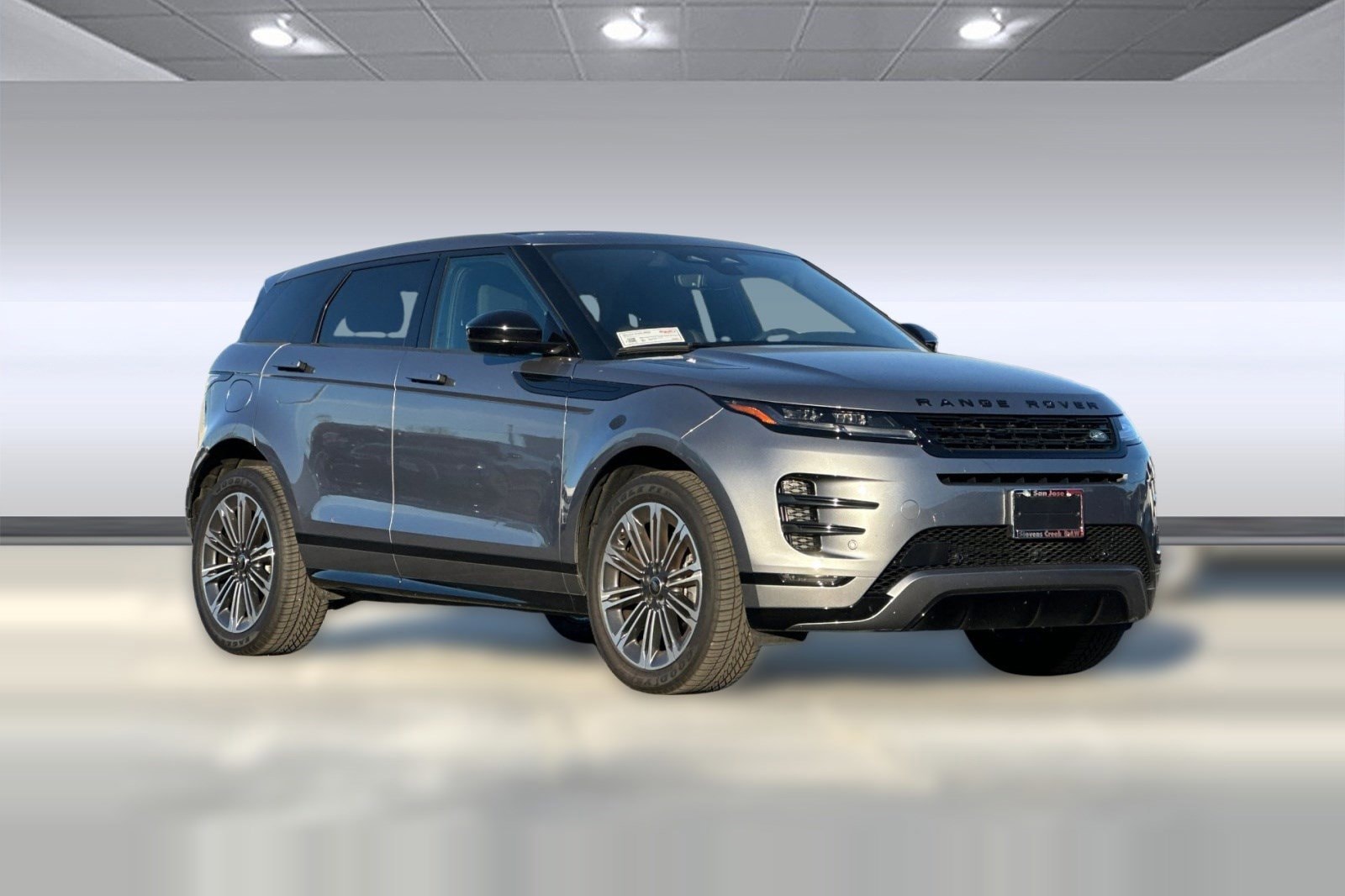 2024 Land Rover Range Rover Evoque Dynamic SE photo 6