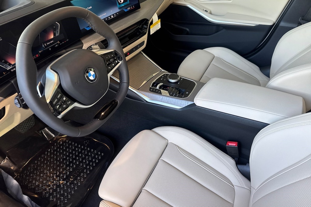 New 2026 BMW 330i Sedan