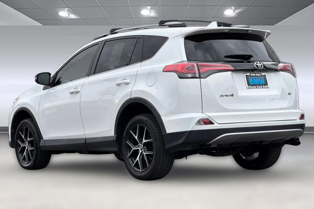 Used 2018 Toyota RAV4 SE SUV