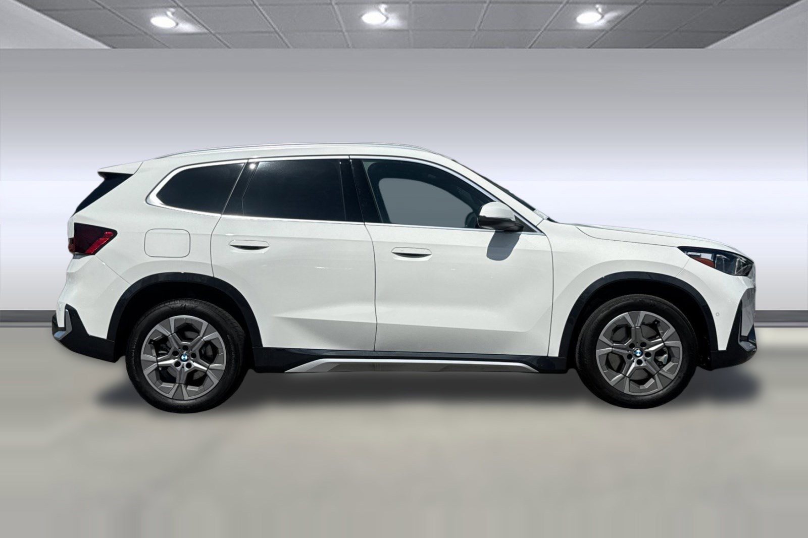2025 BMW X1 28i - Photo 7