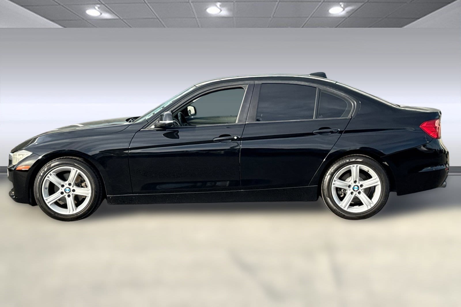 Used 2014 BMW 3 Series 320i with VIN WBA3B1C50EK130826 for sale in Santa Clara, CA