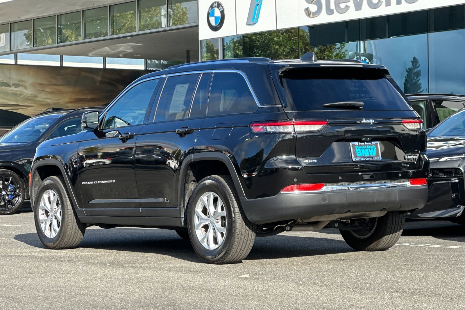 2024 Jeep Grand Cherokee Limited photo 2