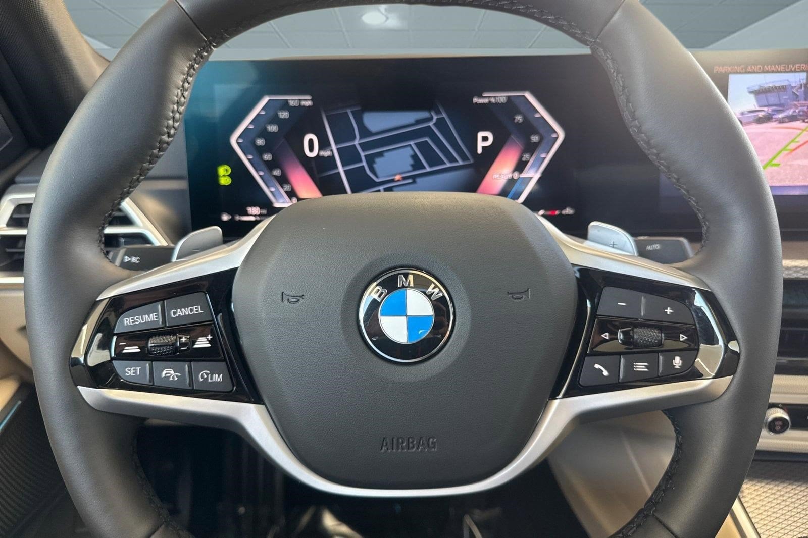 2025 BMW 3 Series 330i - Photo 18