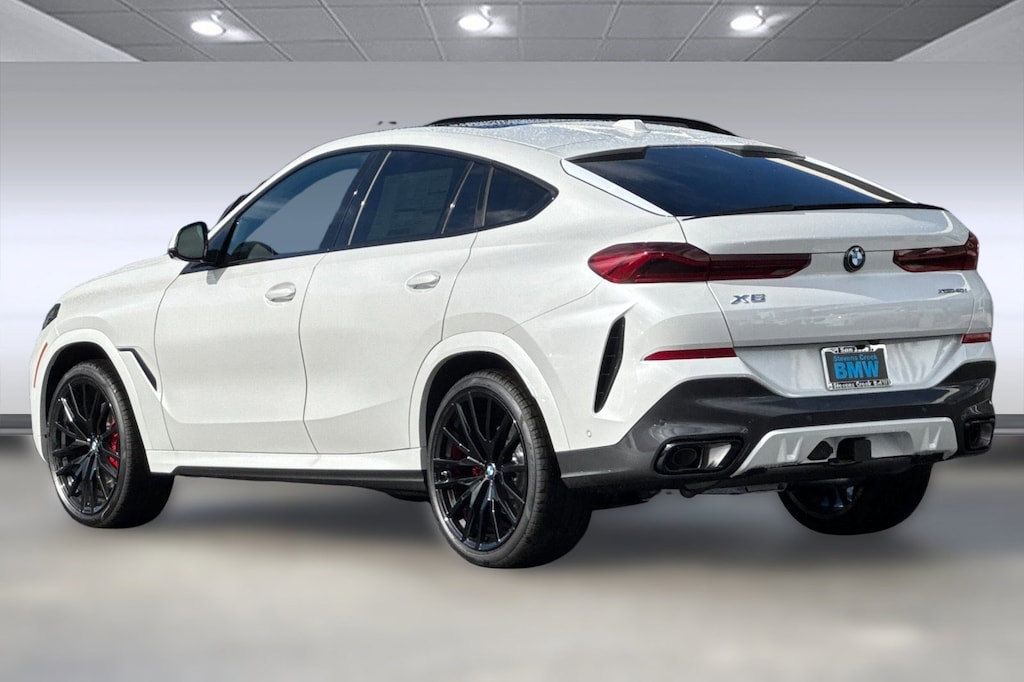 New 2026 BMW X6 xDrive40i SUV