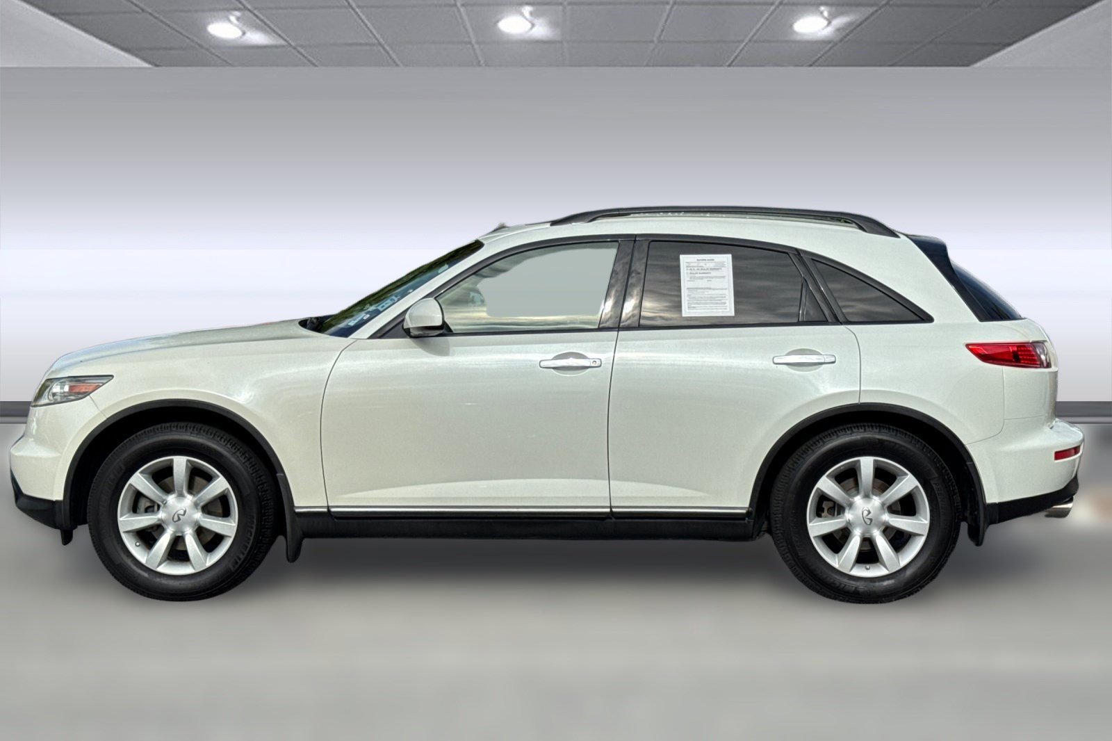 2003 Infiniti FX35 Base photo 2