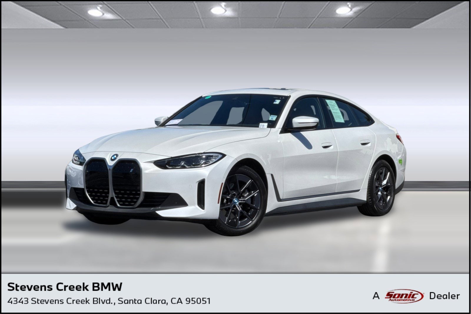 2023 BMW i4 eDrive35's photo