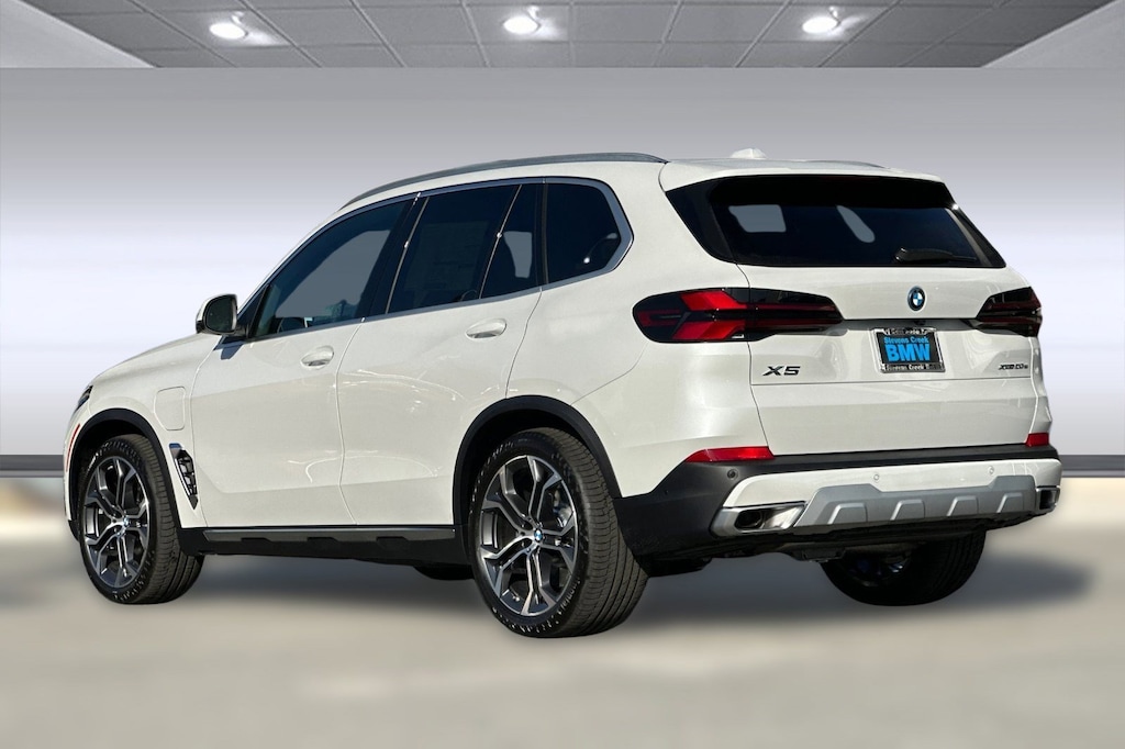 New 2026 BMW X5 PHEV xDrive50e SUV