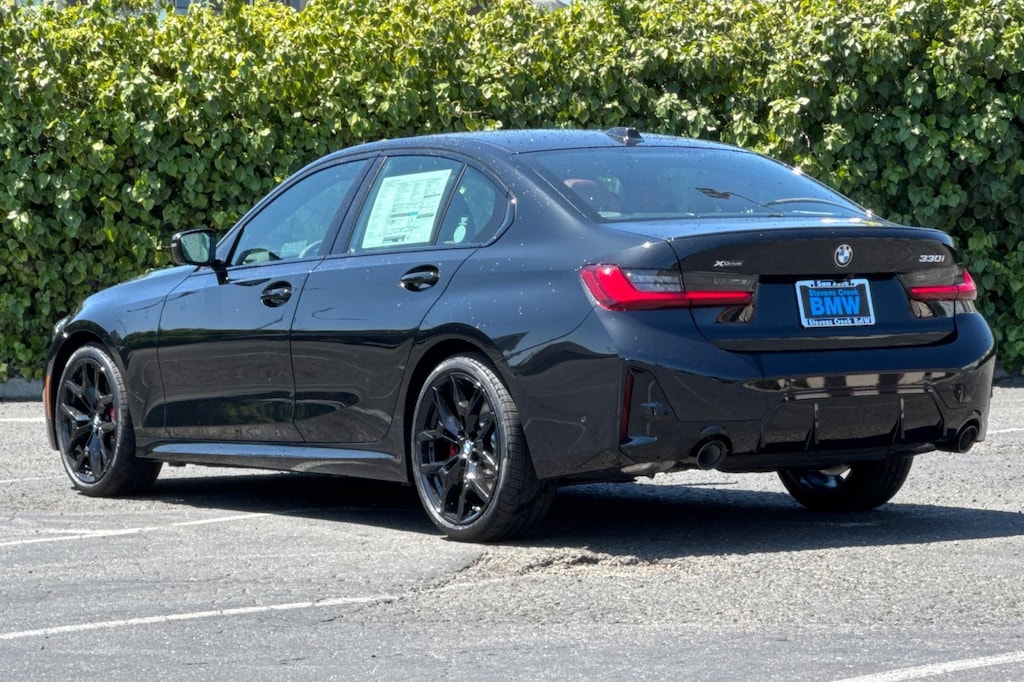 New 2026 BMW 330i xDrive Sedan