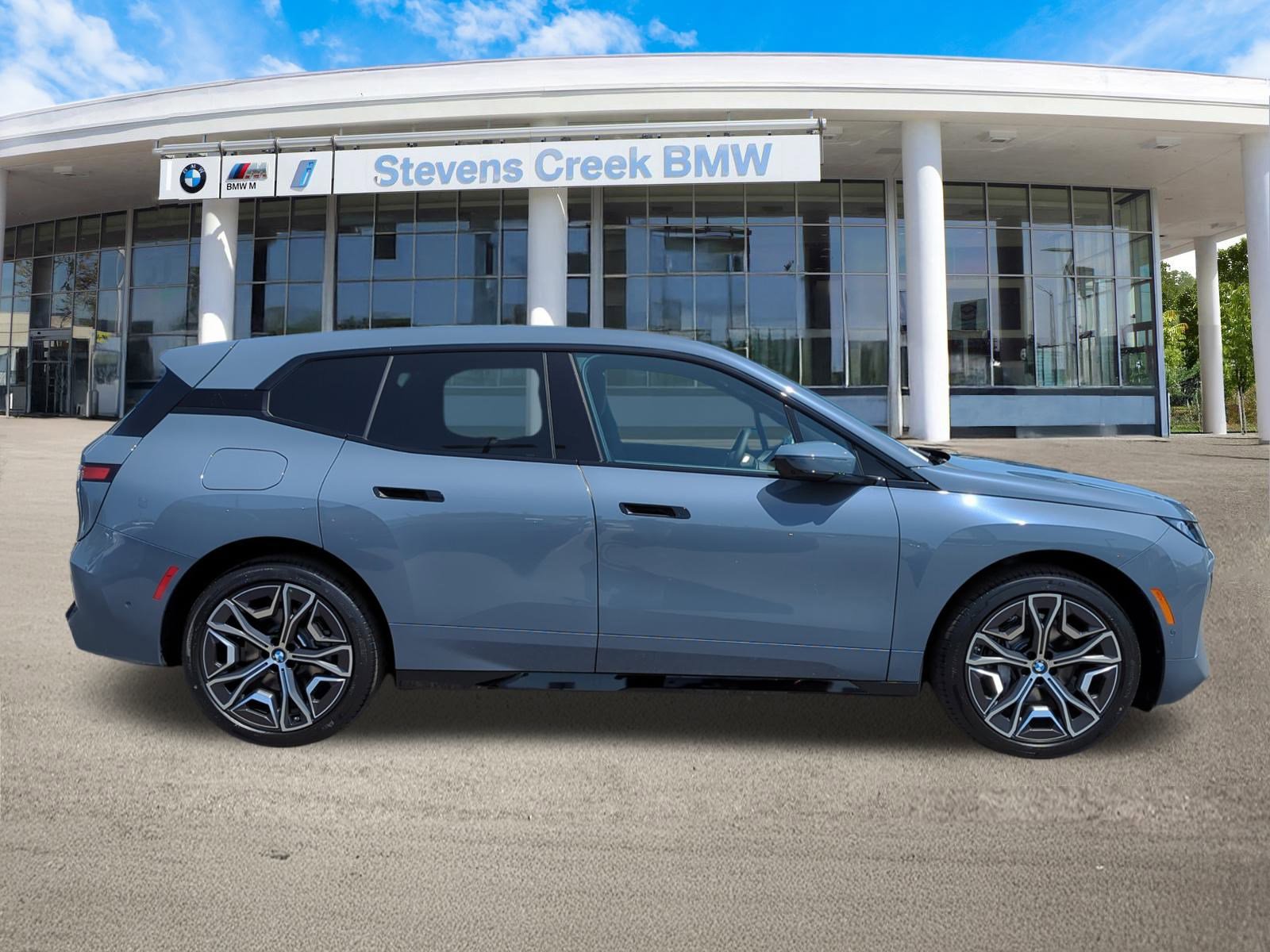 2026 Bmw iX iX xDrive60 photo 2