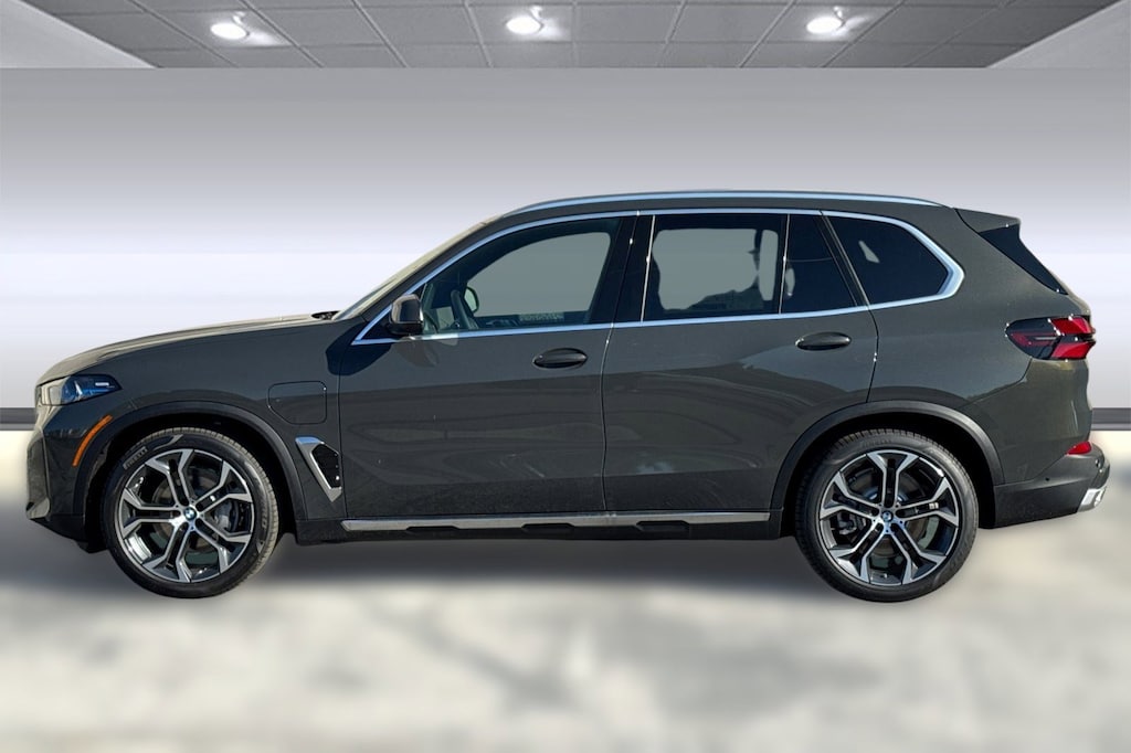 New 2026 BMW X5 PHEV xDrive50e SUV