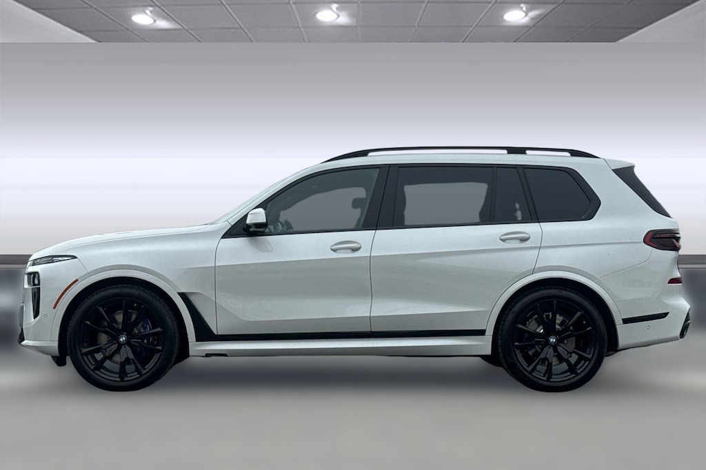 New 2026 BMW X7 xDrive40i SUV