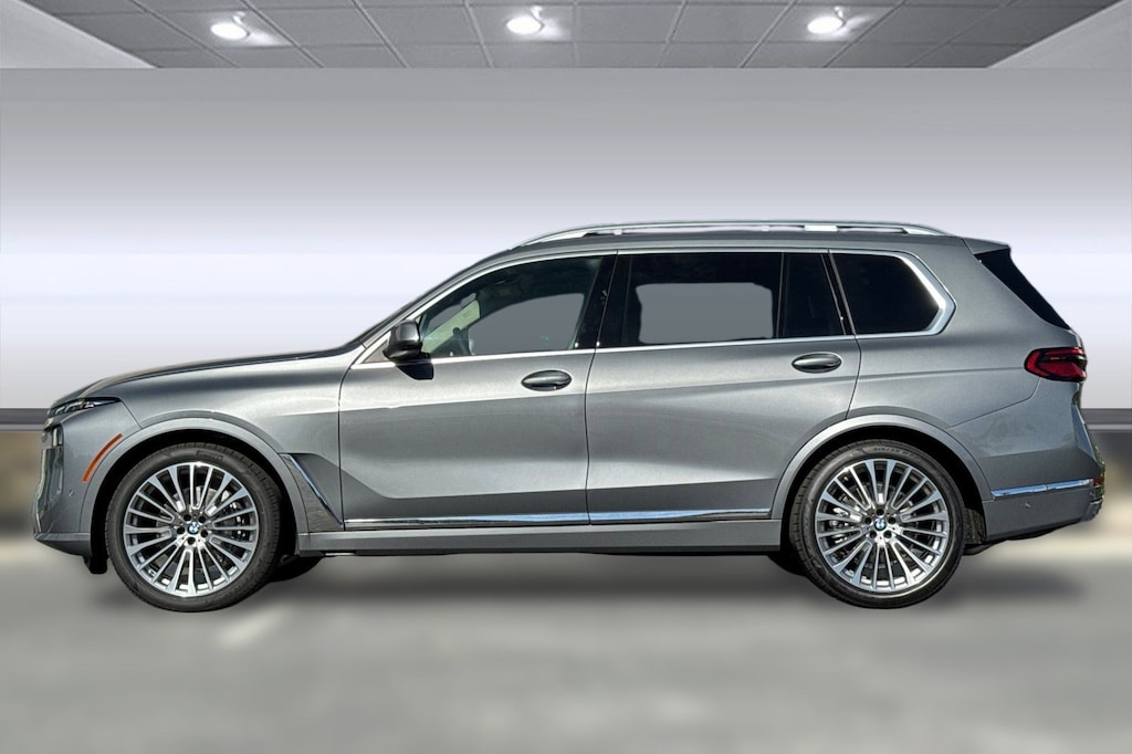 New 2026 BMW X7 xDrive40i SUV
