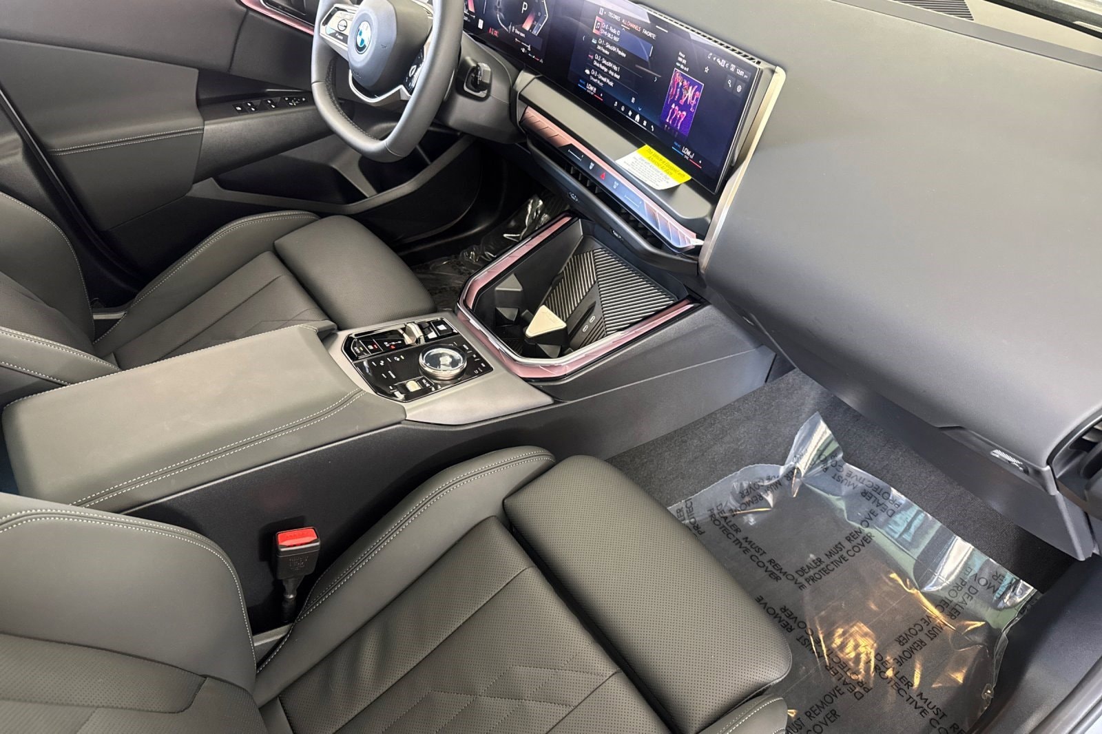 2025 BMW X3 30 - Photo 32
